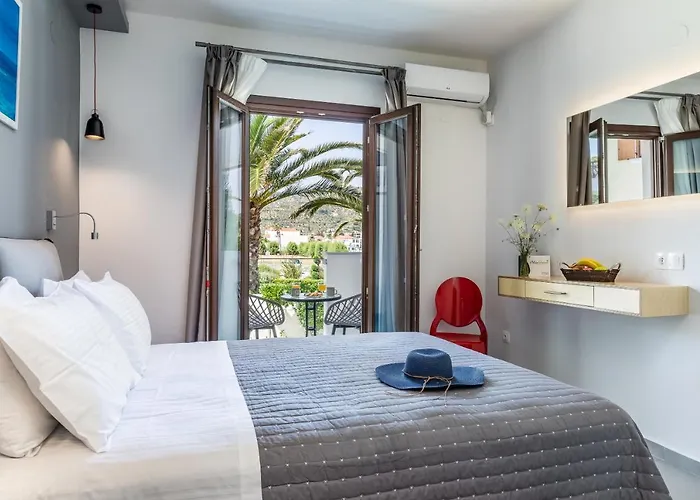 Olia Apartmanhotel 4*